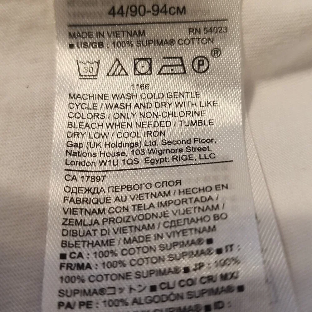 Banana Republic ruffled T-shirt size medium - Picture 4 of 4